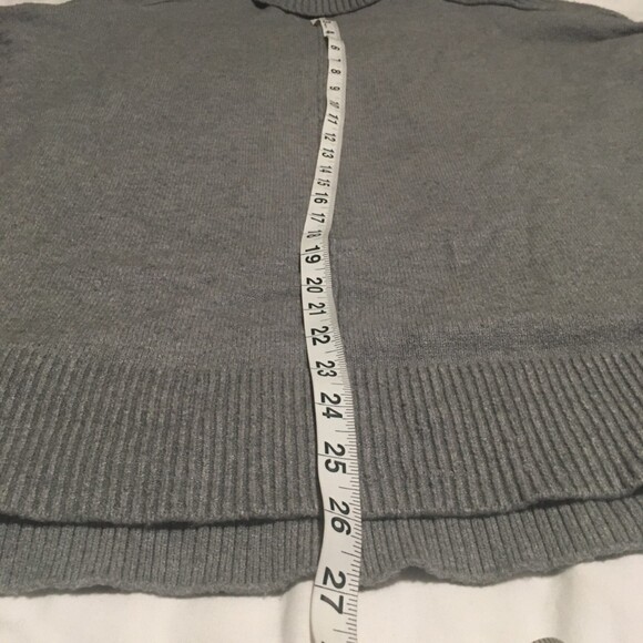✨️3 For $20✨️  Women M gray turtleneck long sweater Oversize CoastalGrandma 90s - Picture 7 of 8